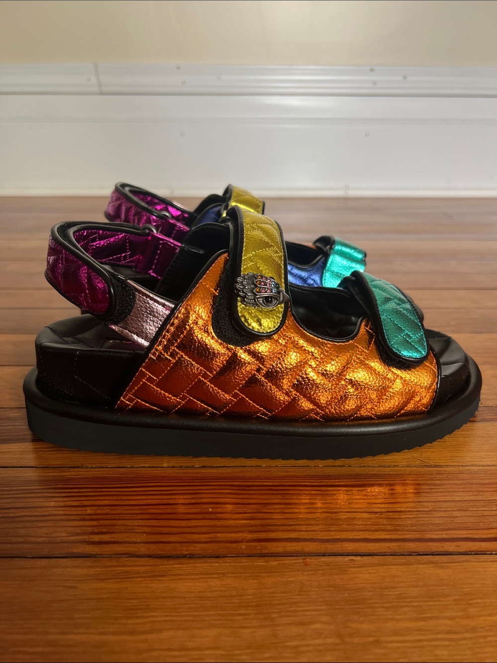 Kurt Geiger London Orson Sandal Metallic Multi Color Quilted Eagle NWOB EU 39 - Picture 4 of 10